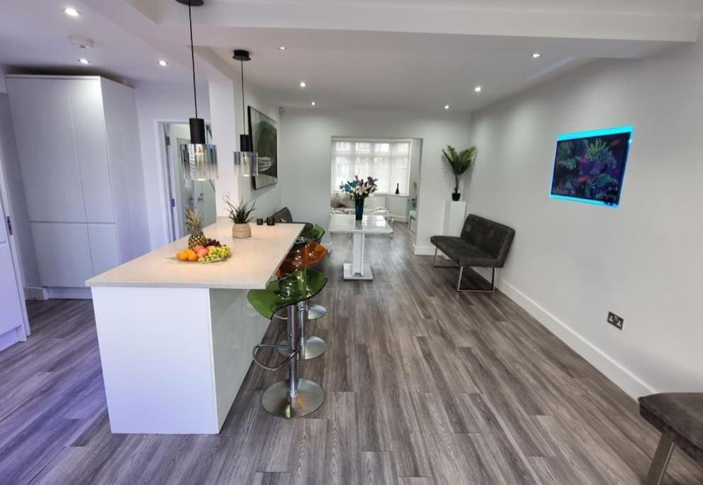 펀다운 Northbourne House 빌라 외부 사진