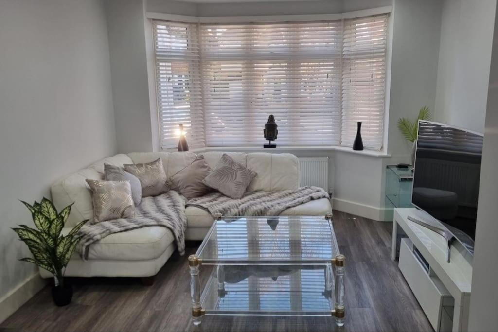 펀다운 Northbourne House 빌라 외부 사진